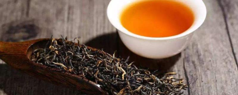 红茶和黑茶有什么区别，原料、发酵方法、产地和功效均有区别