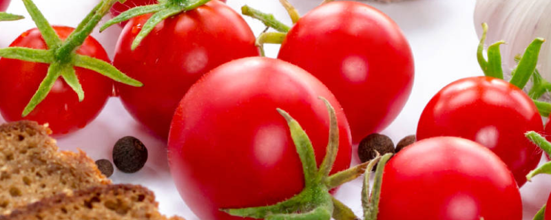 西红柿施肥技术和注意事项，注意叶肥的运用