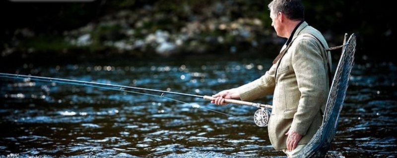 溪流竿能钓大鱼吗，溪流竿有什么特点