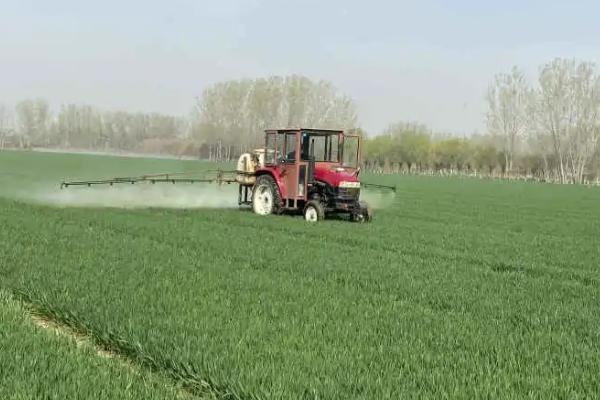 乙草胺适用作物，适合对大豆、花生、玉米等旱田作物使用