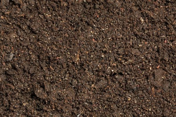 有哪几种棚室土壤调理剂，包括矿物源类、固体废弃物类、生物制剂类等种类